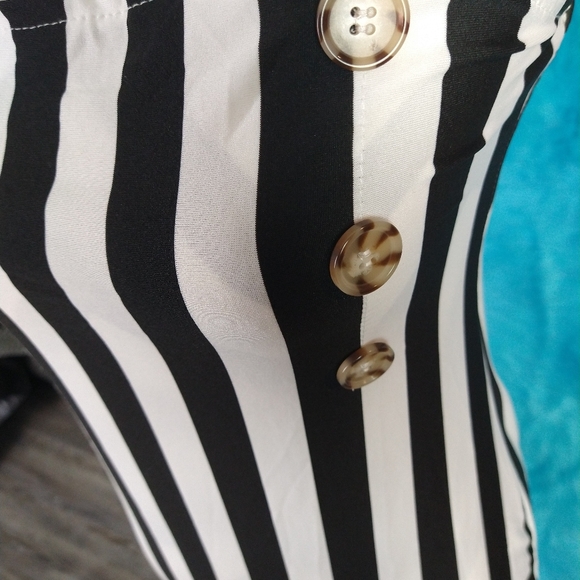 Black and white striped beetlejuice dress - Picture 3 of 3
